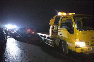 云岩24小时车辆搭电联系电话